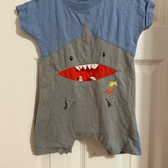 Lightning Bug Shark Romper - Picture 2 of 8